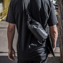 Load image into Gallery viewer, Waterproof Faraday Cage Bag (5 Liter)
